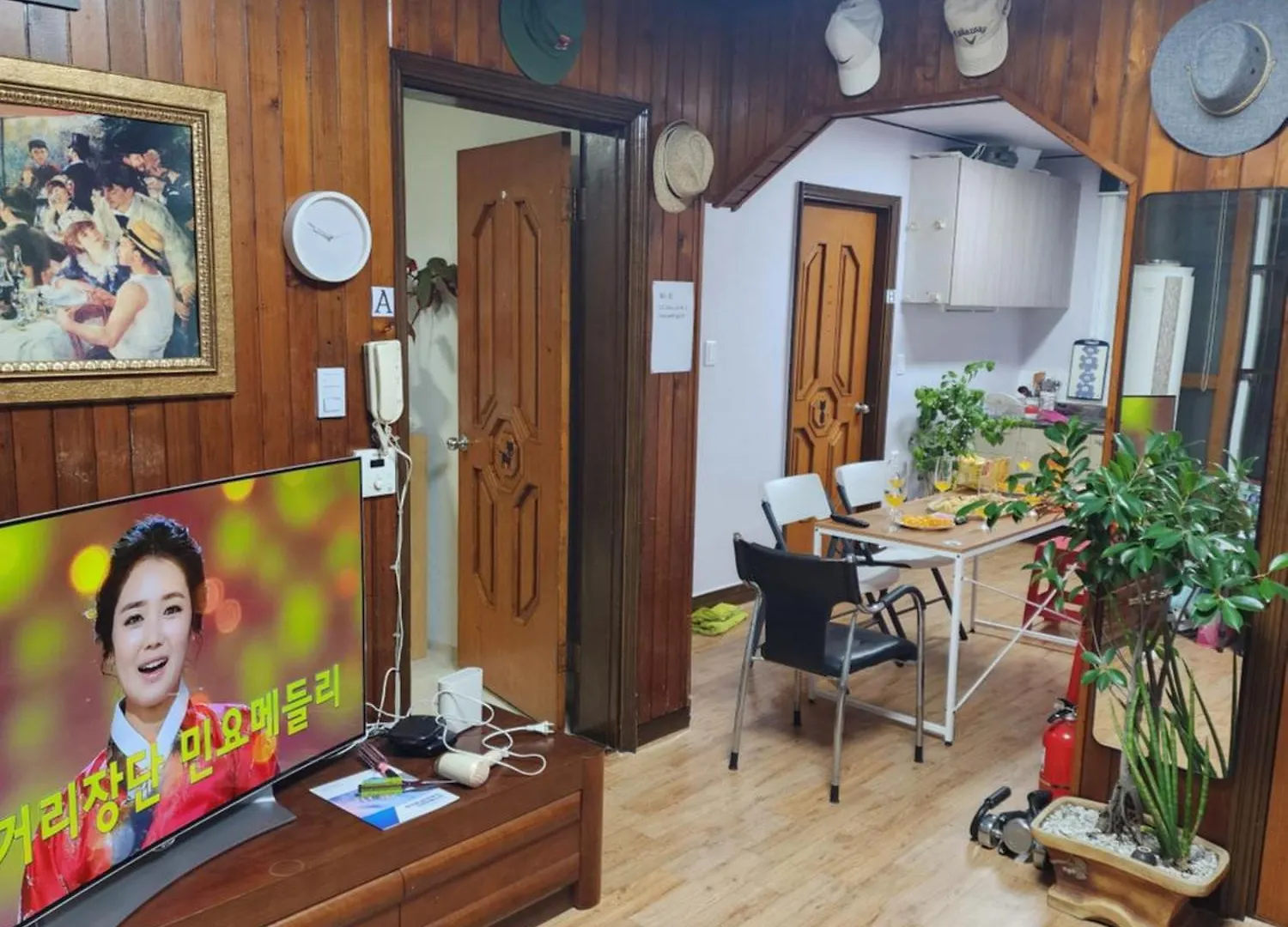 Disco Pangpang Guesthouse 외국인전용 インチョン広域市 0*,  韓国